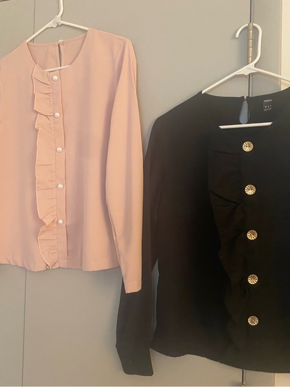 Beautiful Women's Blouses — 2-Piece Set.